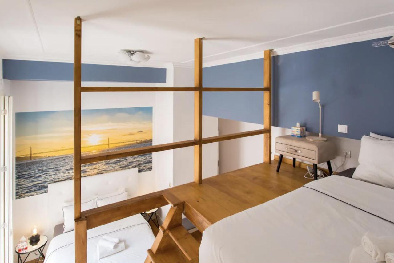 Beautiful 3-story House In Chiado With A 40m² Private Terrace Lisbon