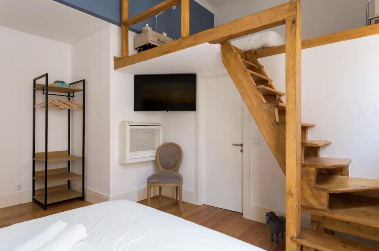 Beautiful 3-story House In Chiado With A 40m² Private Terrace Apartamento Lisboa